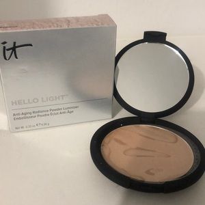 It Cosmetics Hello Light Powder Luminizer